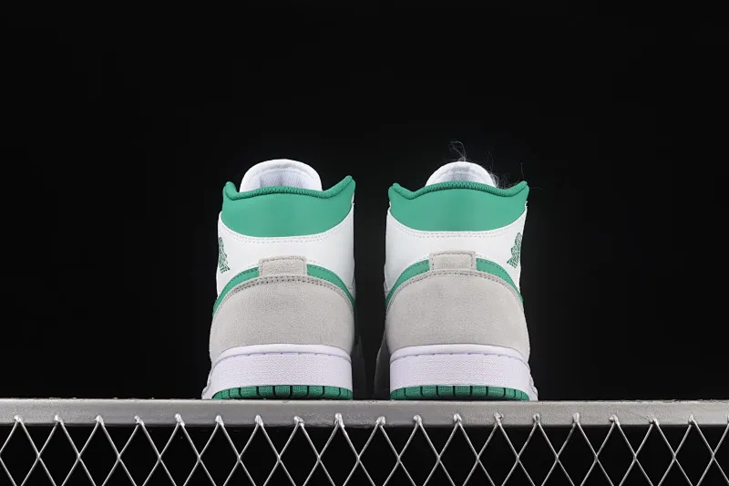 All categories Air Jordan Jordan series basketball shoes Air Jordan 1 Mid Different versions Air Jordan 1 Mid AJ1 Joe 1 white gray green mid-top basketball shoes DC7294-103